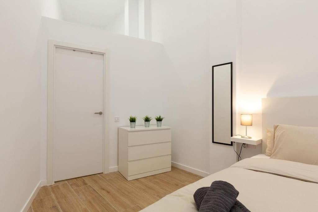 Nuevo Loft En Playa Y Cerca Del Centro, Ac Y Wifi Apartment Valencia Bagian luar foto