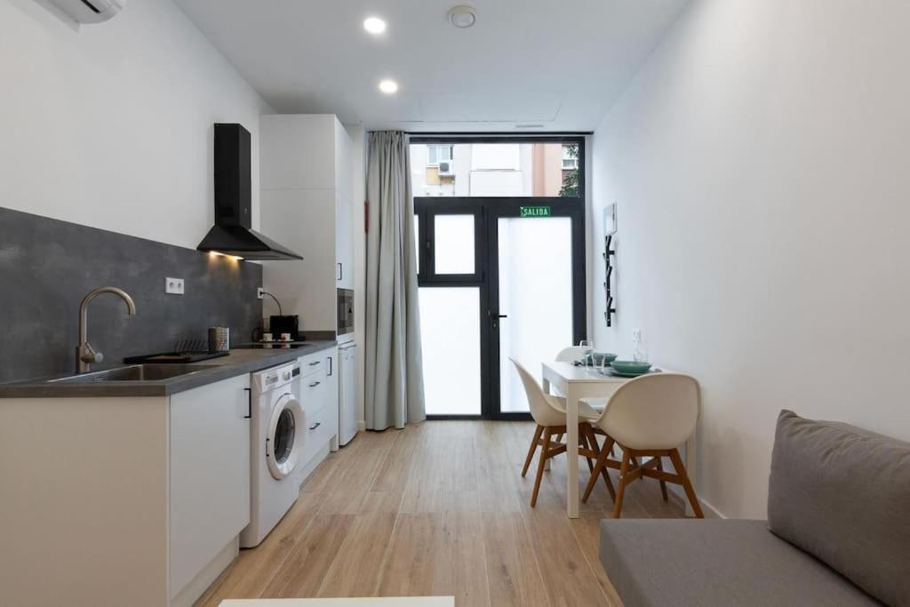 Nuevo Loft En Playa Y Cerca Del Centro, Ac Y Wifi Apartment Valencia Bagian luar foto
