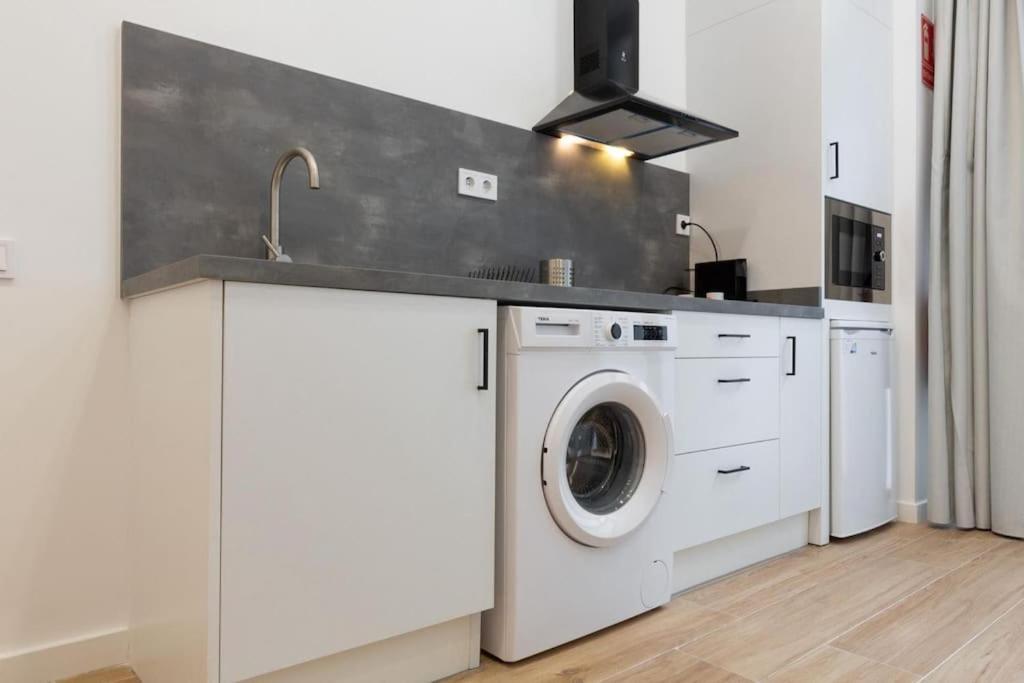 Nuevo Loft En Playa Y Cerca Del Centro, Ac Y Wifi Apartment Valencia Bagian luar foto